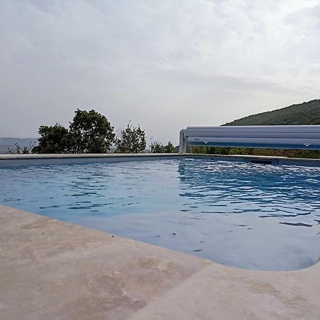 Gite Avec Piscine "La Maison De Valentine" En Provence Montsalier Exterior foto