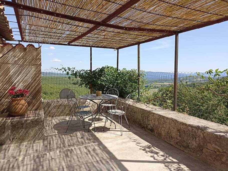Gite Avec Piscine "La Maison De Valentine" En Provence Montsalier Exterior foto