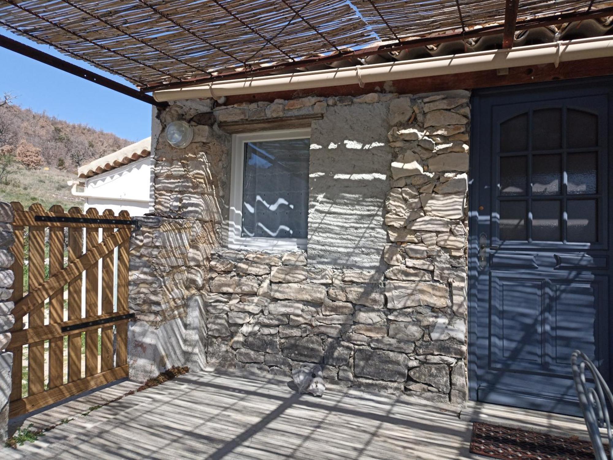 Gite Avec Piscine "La Maison De Valentine" En Provence Montsalier Exterior foto